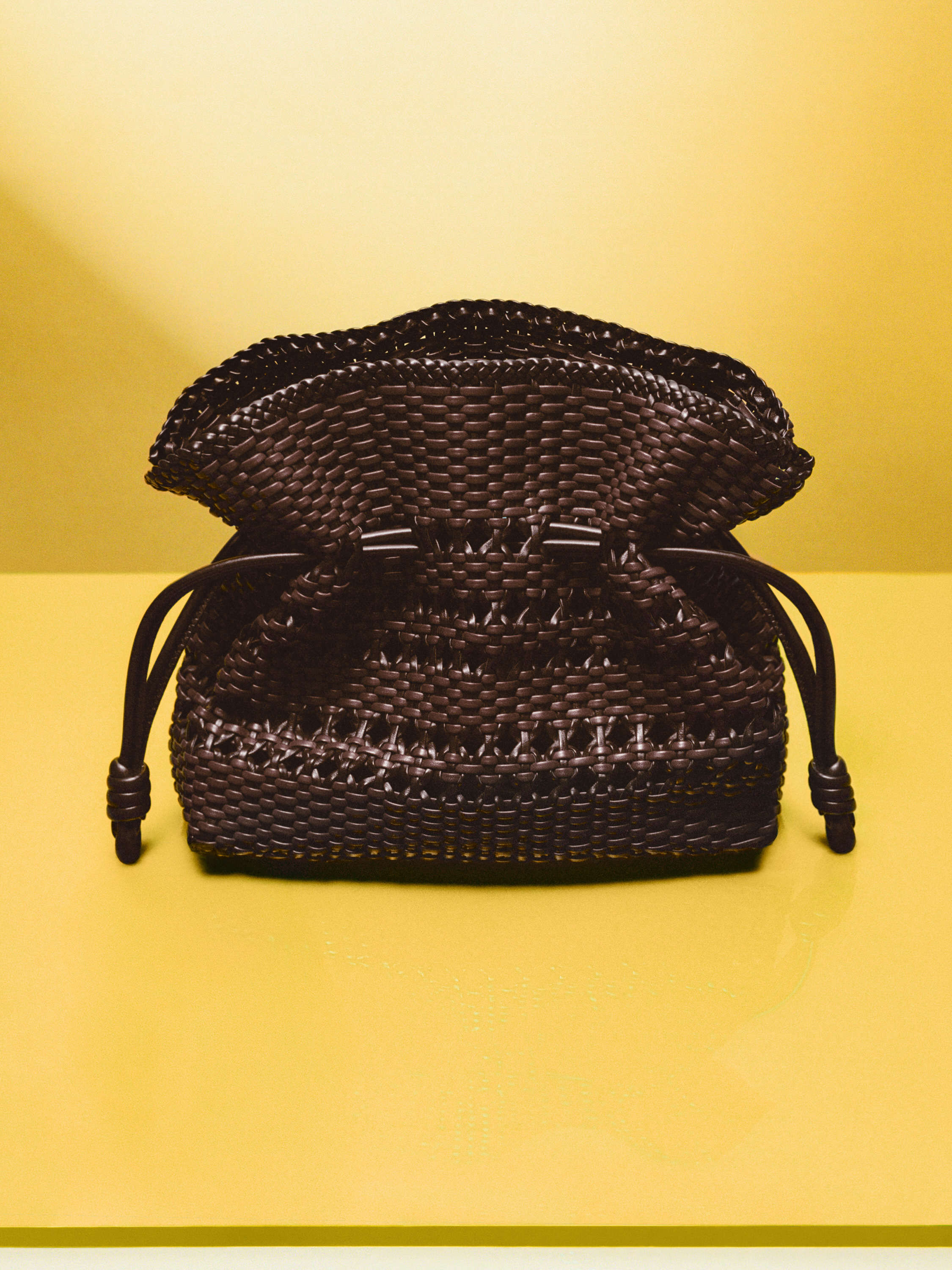 ロエベ公式オンラインストア｜LOEWE - LOEWE